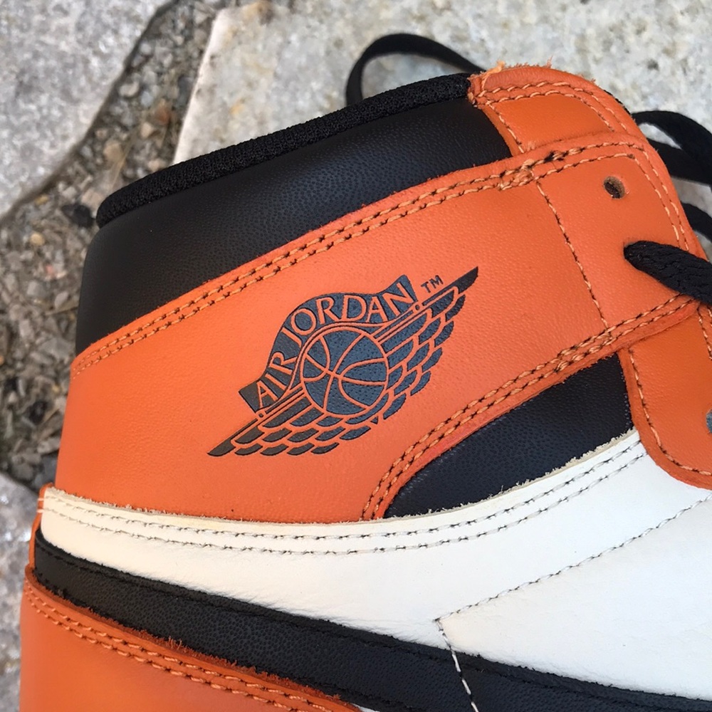 Air Jordan 1 Retro High OG 'Shattered Backboard Away' - Picture 7 of 17